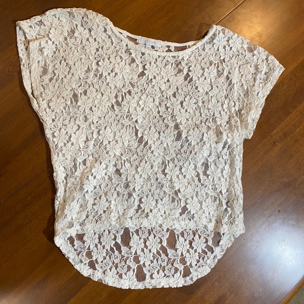 🤍 Delias White Lace Cropped Shirt 🤍